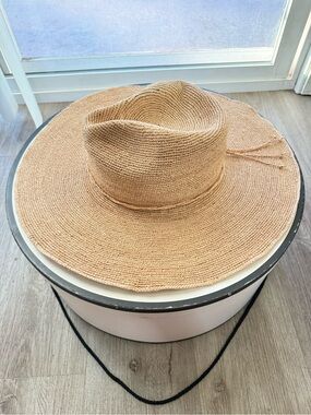 lack of color drift tan oversized wide brim fedora raffia straw sun hat size XL